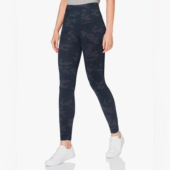 NWT Spanx Look At Me Now Leggings Black Camo Yoga Women’s Size L